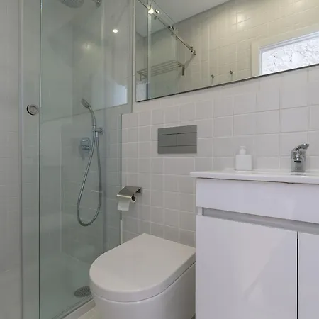 Appartement Apartamento Com Varanda, Muito Central, Ttl333